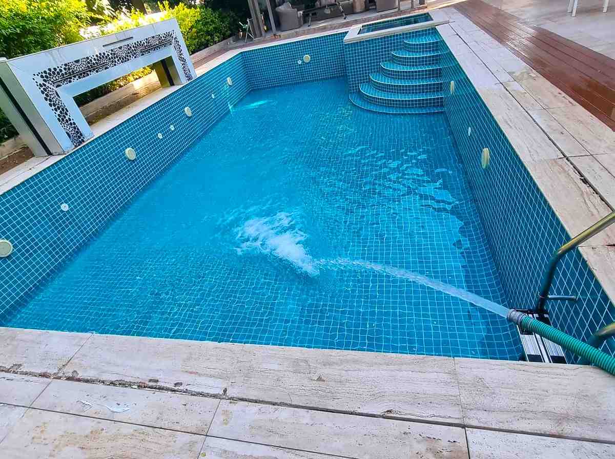 Sweet Water Pool Filling Tanker Delivery
